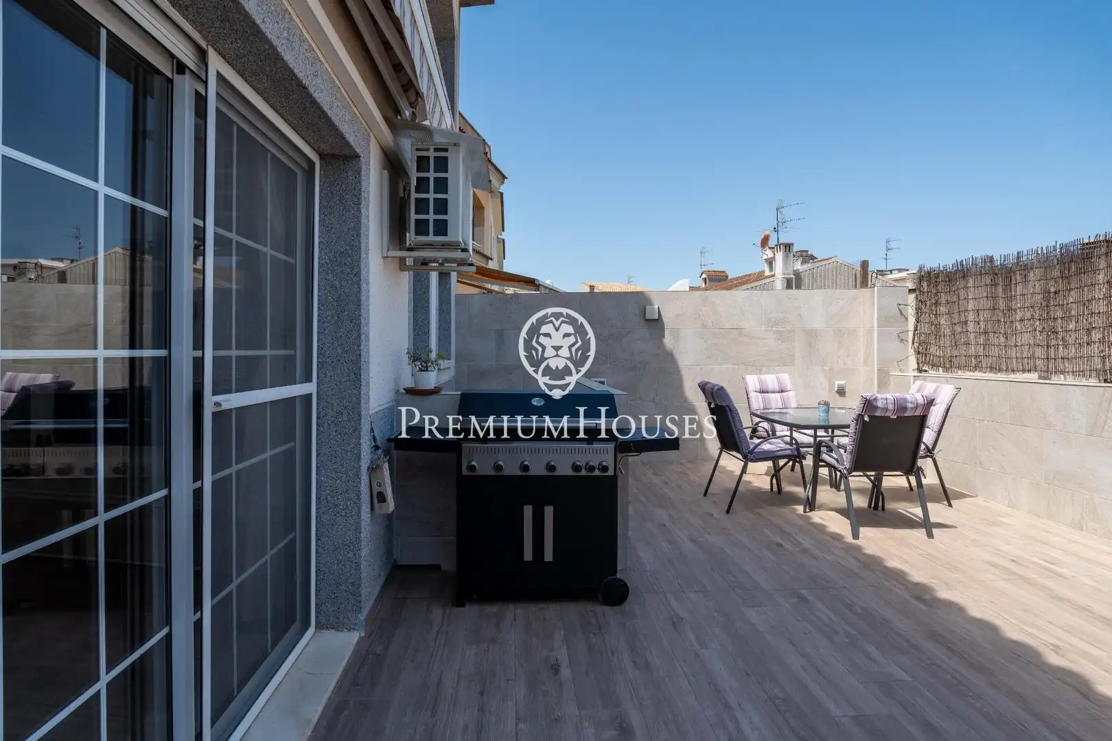 Terrace of Detached homes for sale in Vilanova i la Geltrú  with Air Conditioner, Heating and Storage room