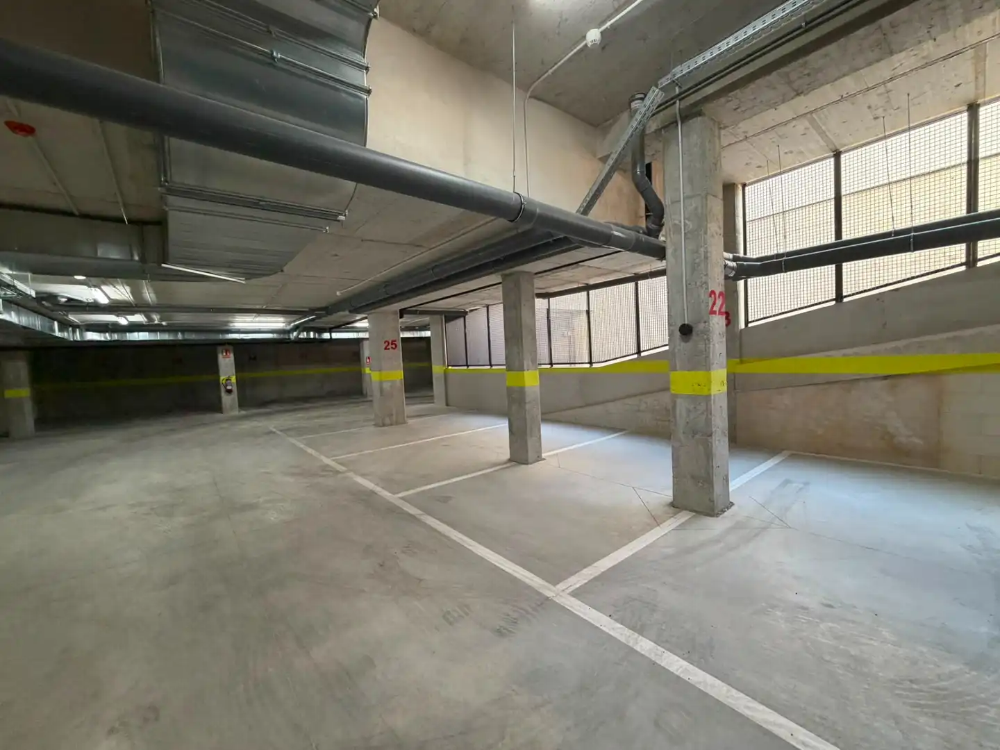 Aparcament de Estudi de lloguer en Brunete amb Aire condicionat, Calefacció i Forn