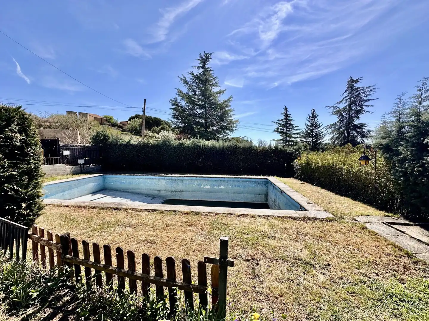 Piscina de Finca rústica en venta en Valverde de la Virgen con Piscina