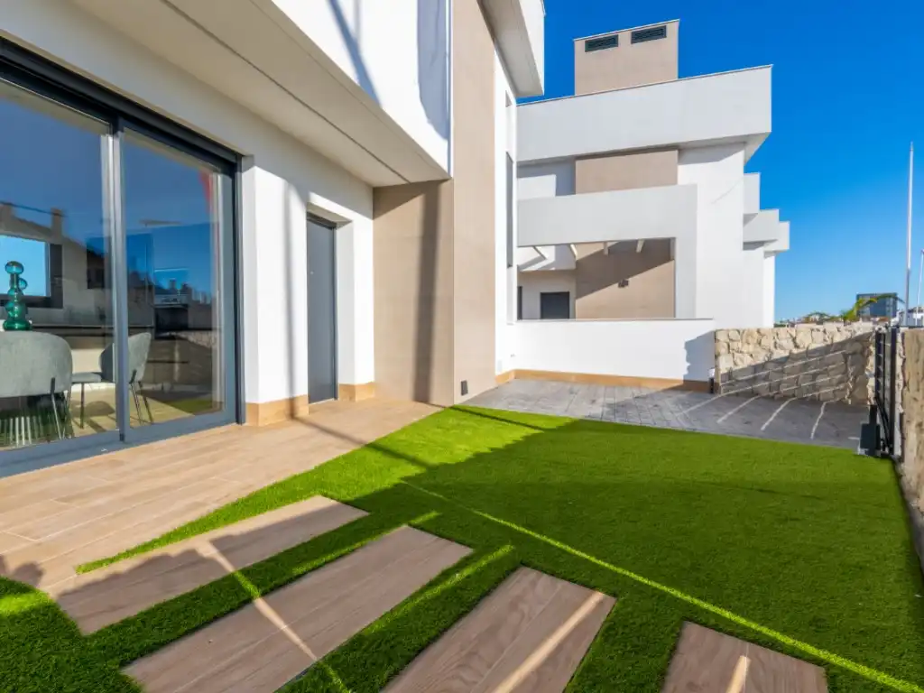 Terrassa de Casa o xalet en venda en Algorfa amb Piscina
