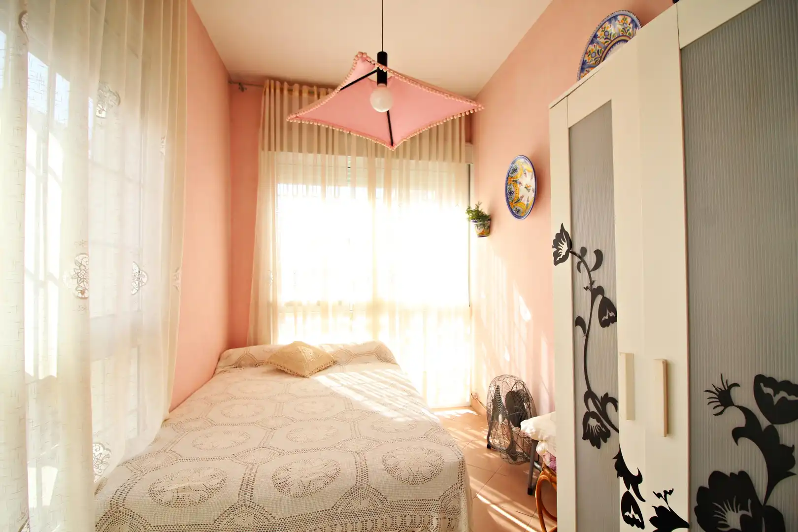 Habitación de Casa adosada en venta en Punta Umbría con Aire acondicionado, Terraza y Trastero
