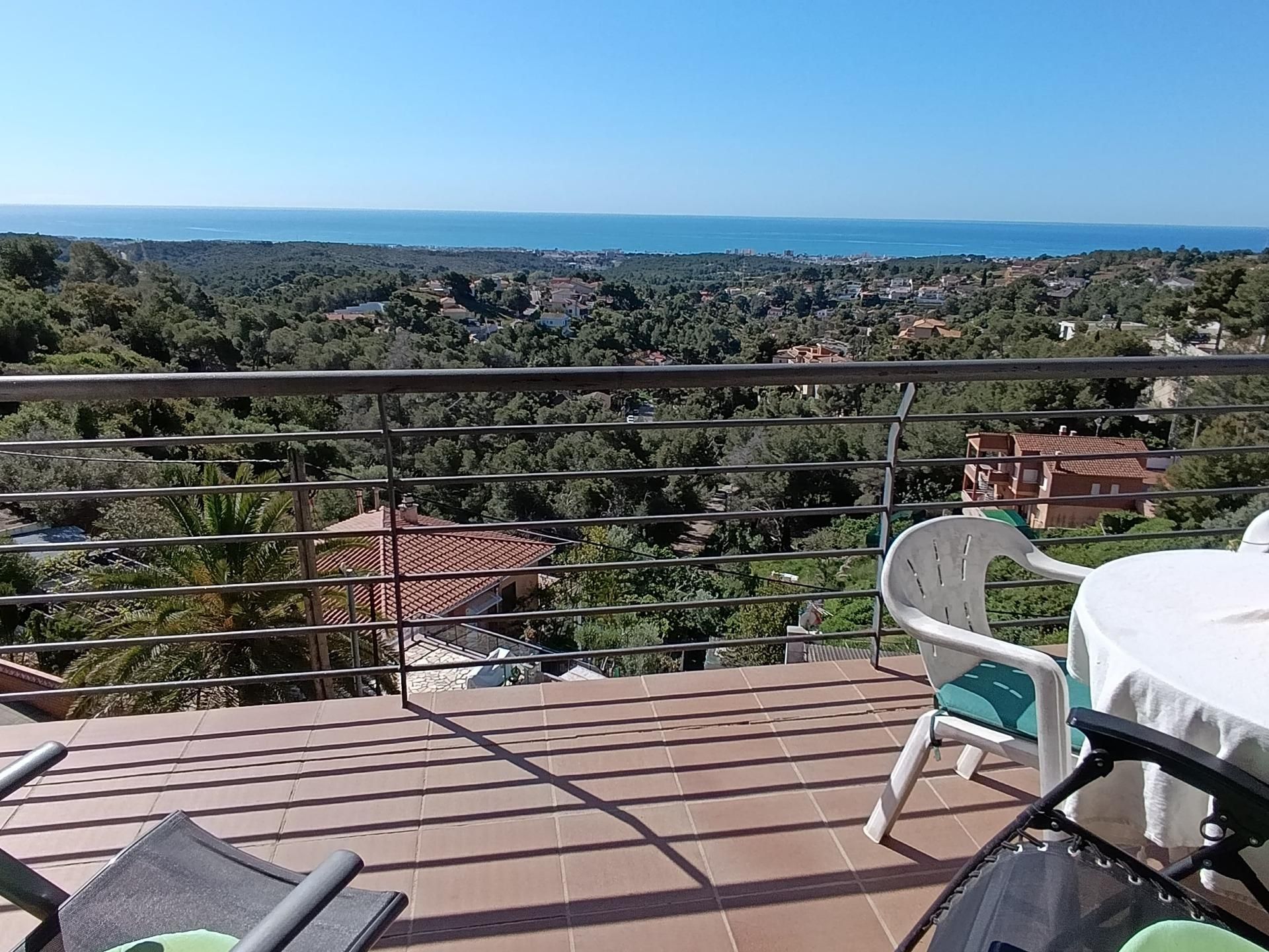 Terrassa de Casa o xalet en venda en Castellet i la Gornal amb Calefacció, Jardí privat i Terrassa