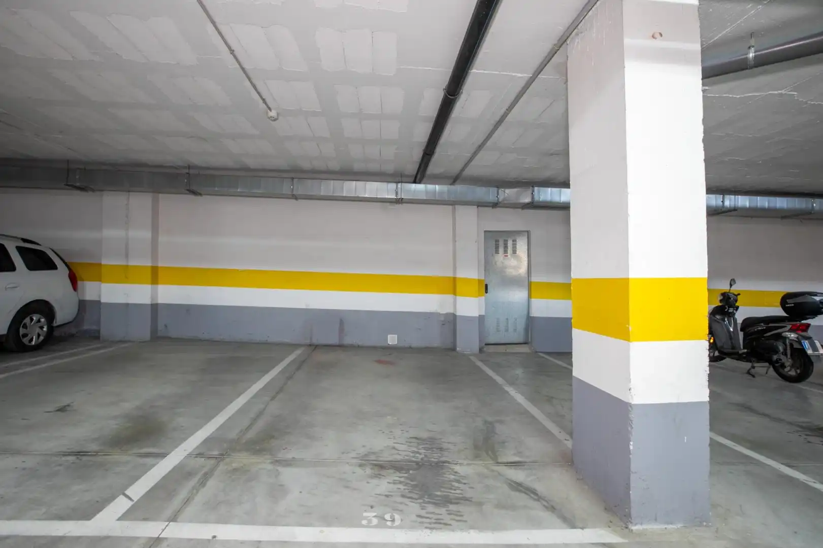Aparcament de Apartament en venda en Cártama amb Aire condicionat, Parquet i Traster