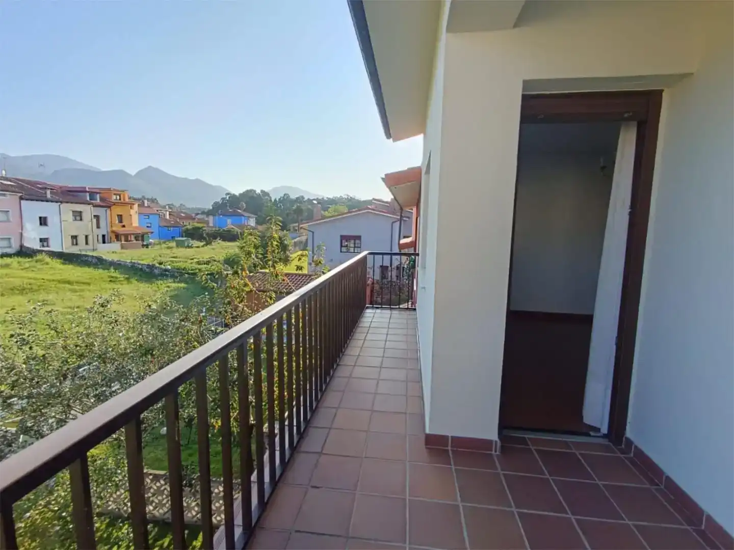 Terrassa de Casa adosada en venda en Llanes amb Jardí privat