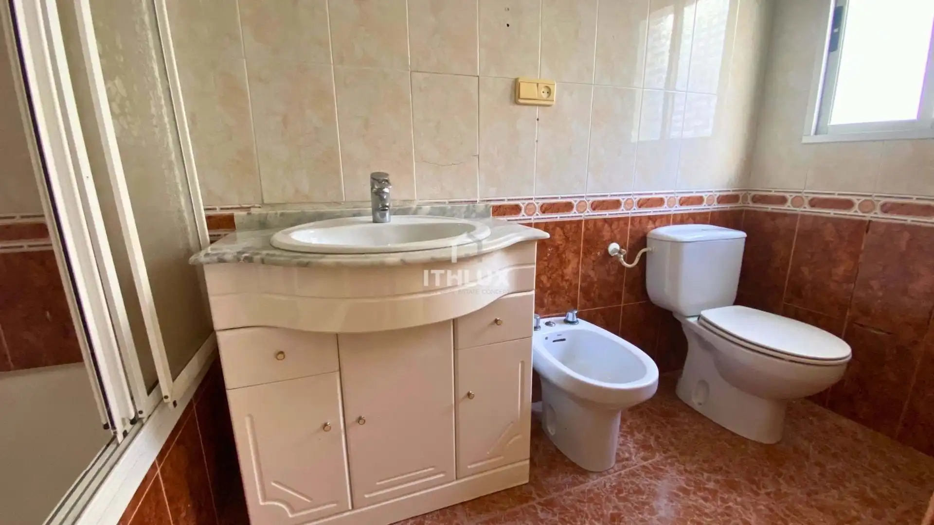 Bathroom of Detached homes for sale in Castuera  with Terrace and Storage room