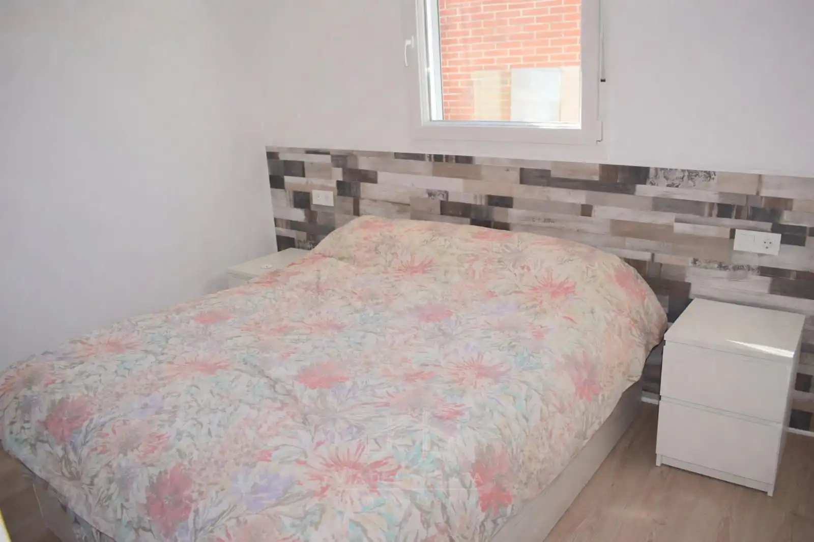 Habitación de Ático en venta en Santa Marta de Tormes con Calefacción, Terraza y Piscina