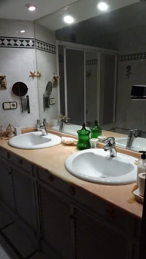 Baño de Piso en venta en Alicante / Alacant con Aire acondicionado, Calefacción y Parquet