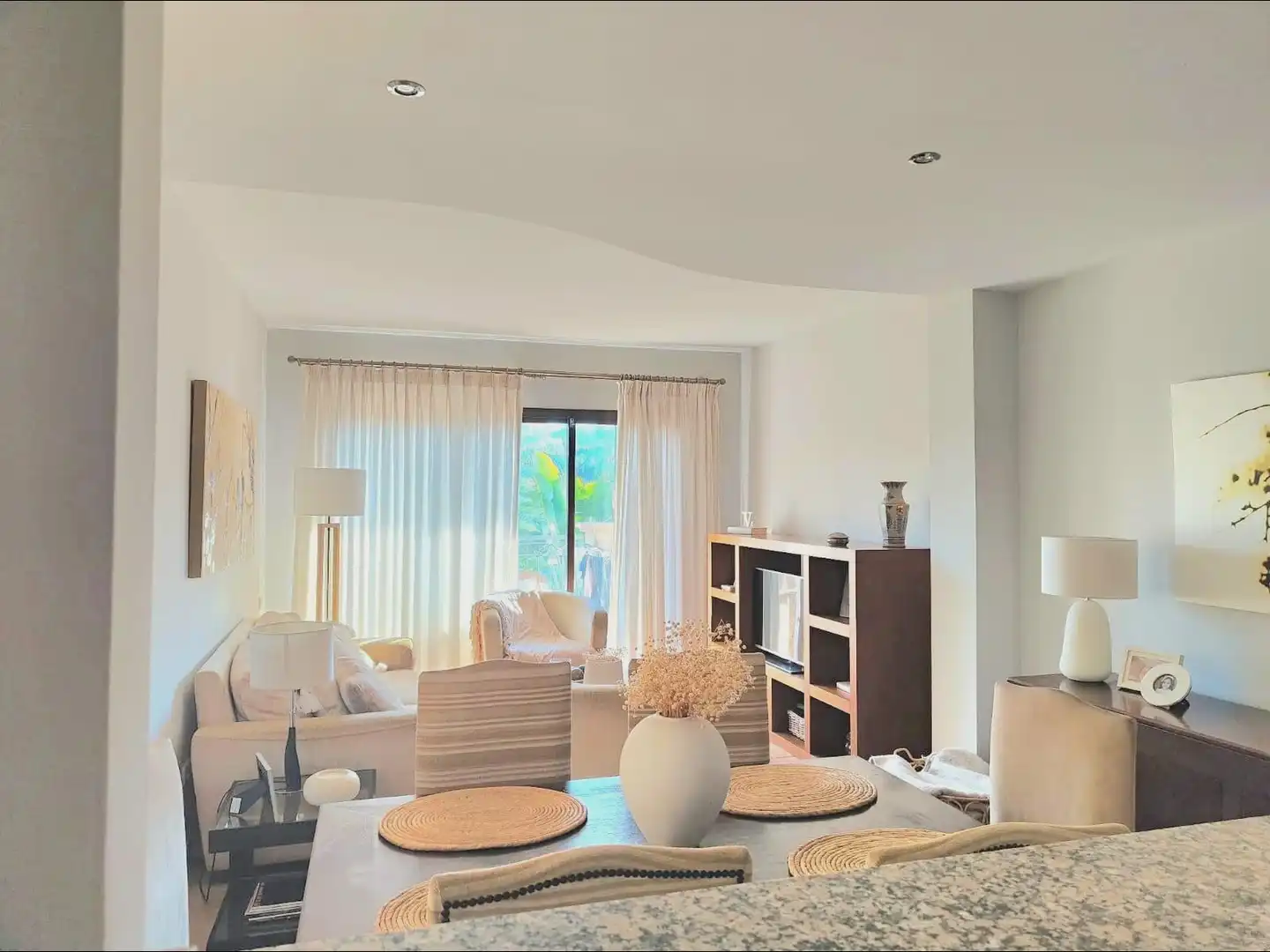 Sala de estar de Apartamento en venta en Marbella con Calefacción, Jardín privado y Terraza