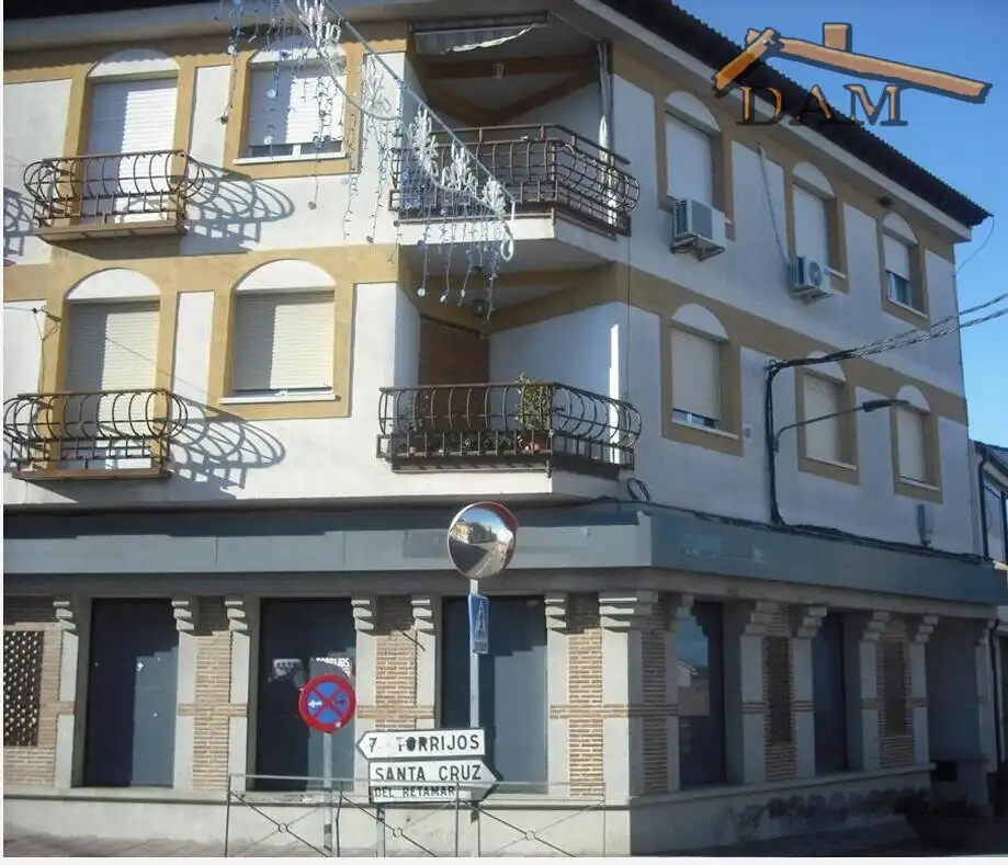 Local commercial à vendre à Novés, imagen 3