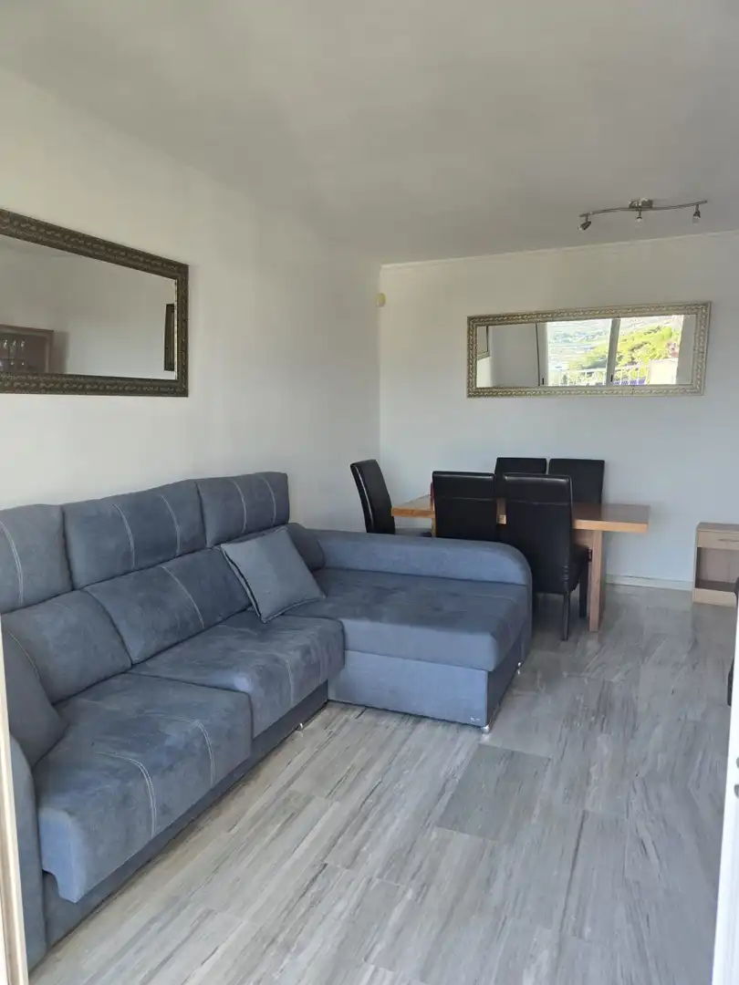 Wohnzimmer von Dachboden zum Verkauf in Málaga mit Klimaanlage, Terrasse und Gemeinschaftspool