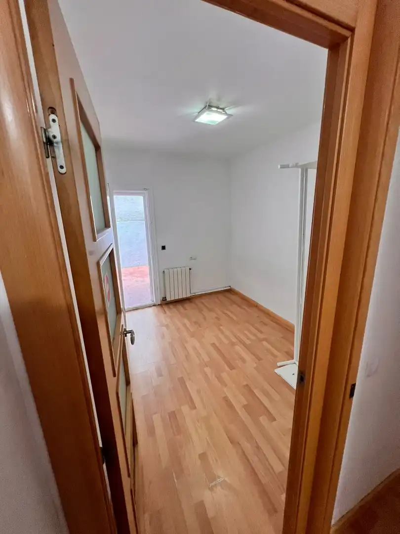 Bajo con ascensor en venta en Canet de Mar, imagen 3