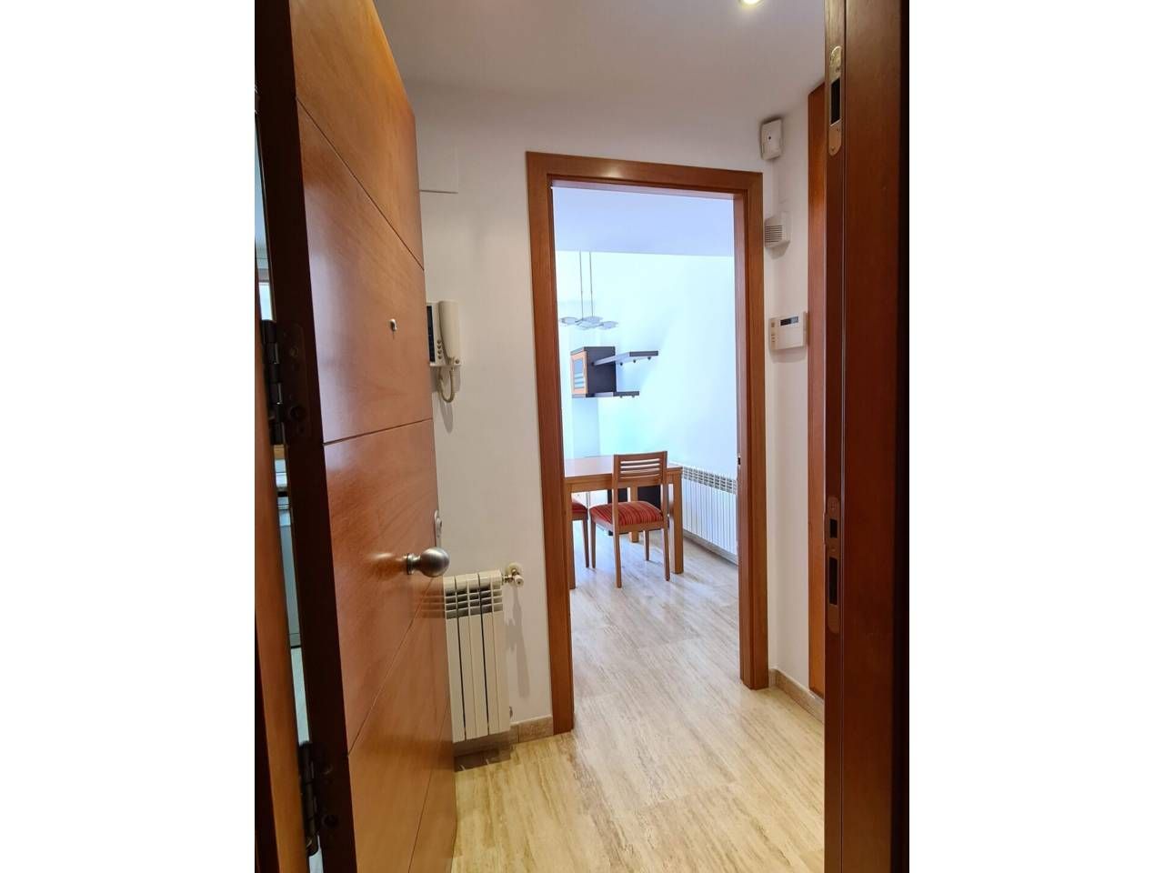 Pis de lloguer a Calle Rajolers, Eixample Sud – Migdia