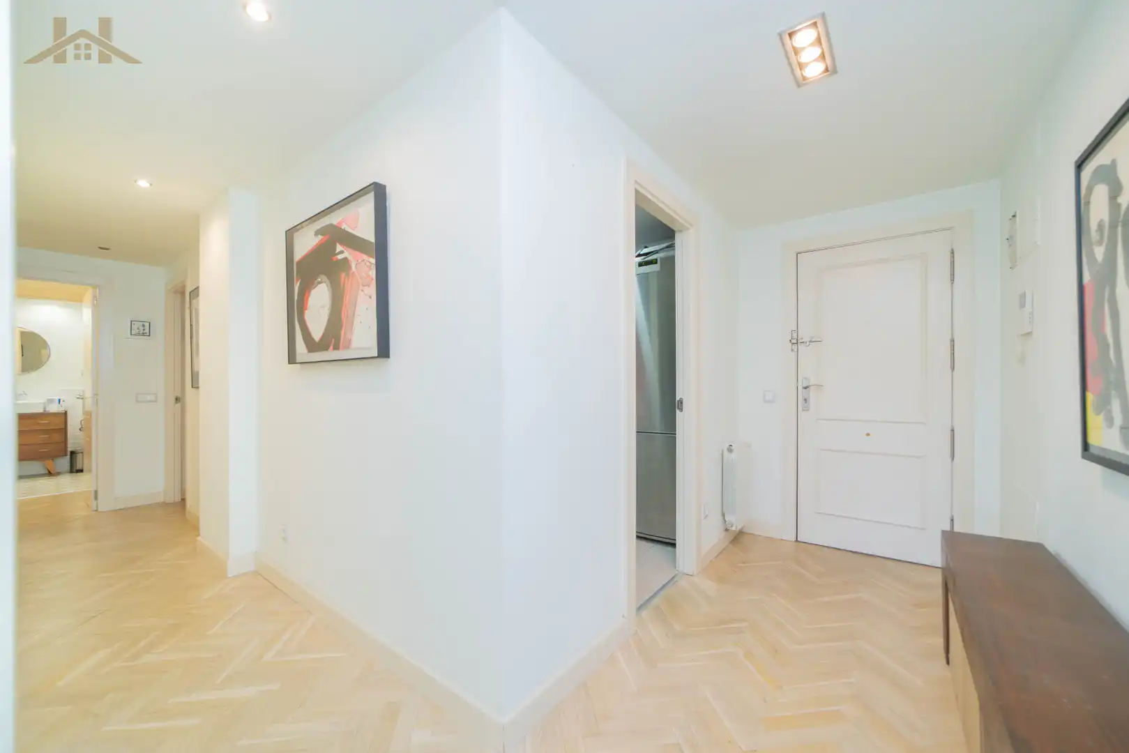 Wohnung zum Verkauf in Boadilla del Monte mit Klimaanlage, Heizung und Terrasse