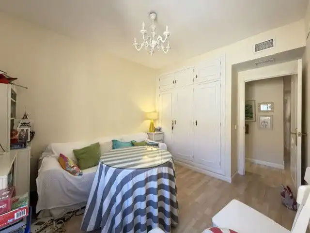 Habitación de Piso en venta en Badajoz con Aire acondicionado, Calefacción y Terraza