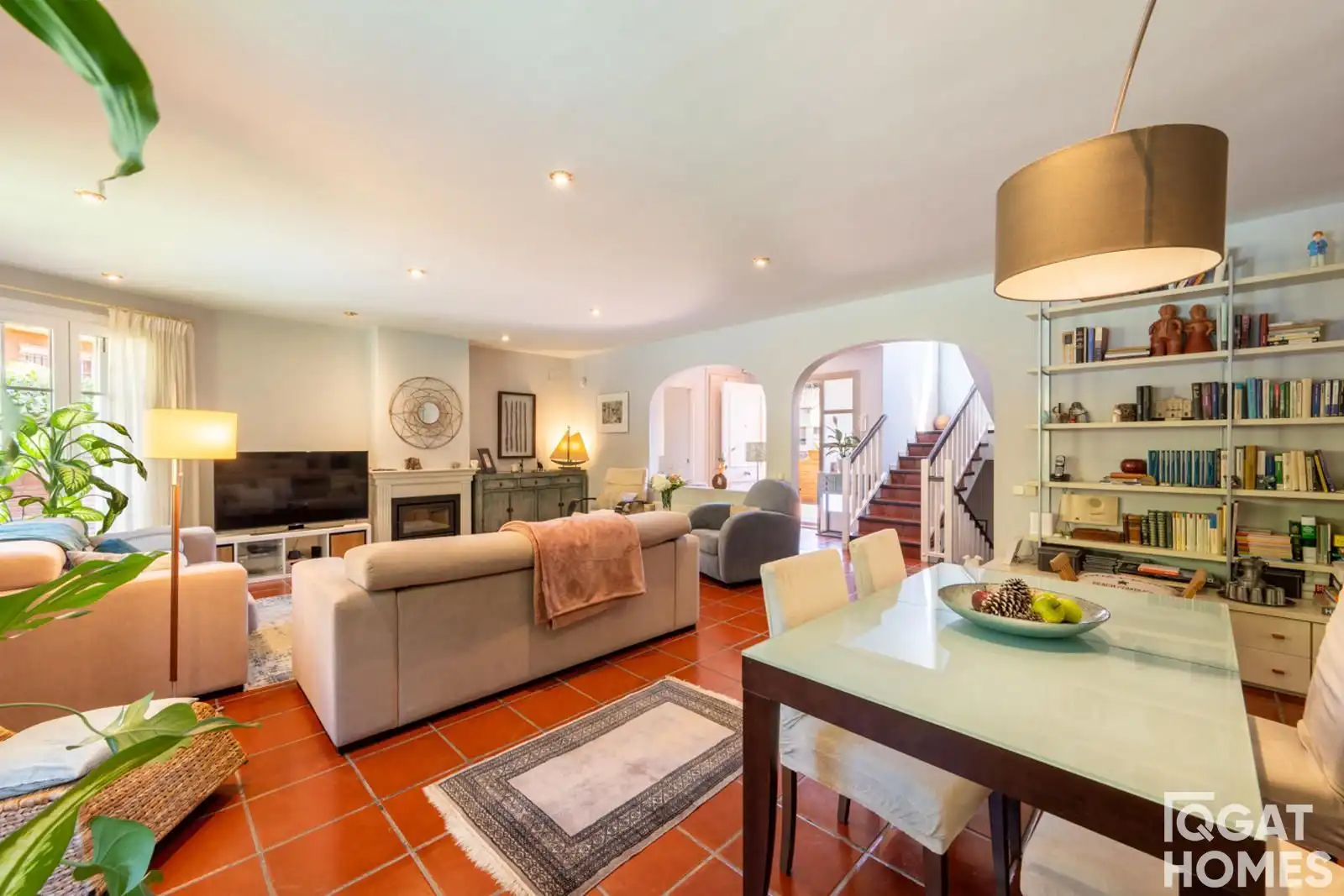 Living room of Houses for sale in Sant Cugat del Vallès  with Heating, Terrace and Storage room
