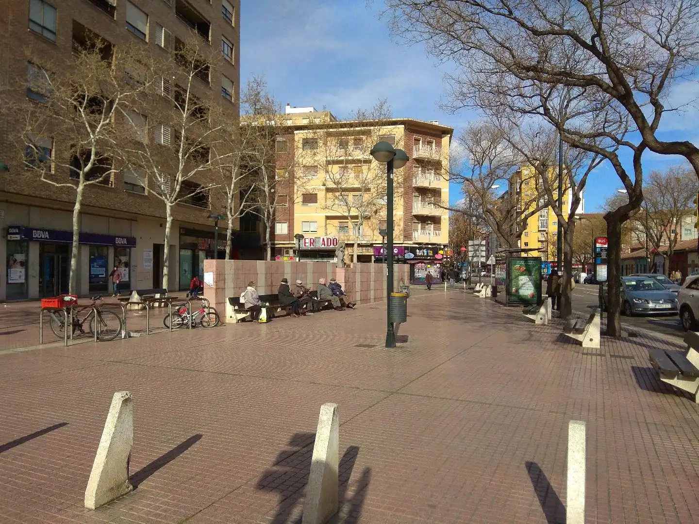 Vista exterior de Local de lloguer en Zaragoza