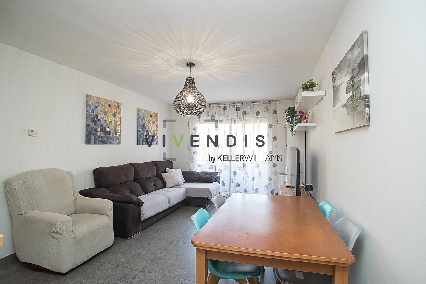 Sala d'estar de Pis en venda en Sant Andreu de la Barca amb Aire condicionat, Calefacció i Terrassa