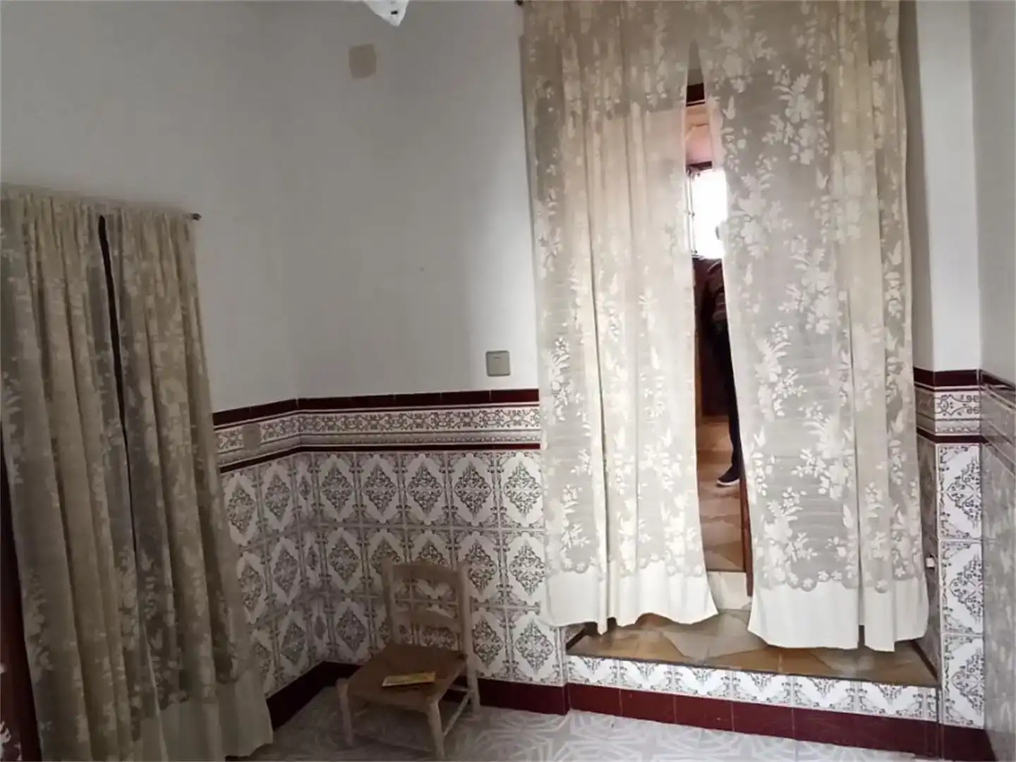 Bany de Casa adosada en venda en Almoharín amb Moblat i Balcó