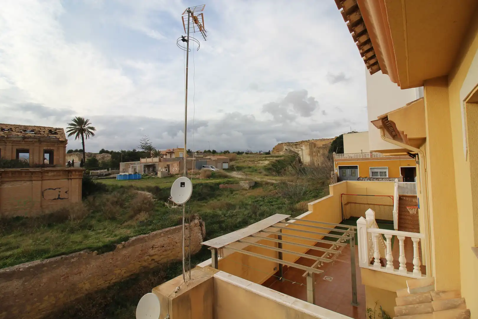 Vista exterior de Casa o chalet en venta en Cartagena con Aire acondicionado, Jardín privado y Terraza