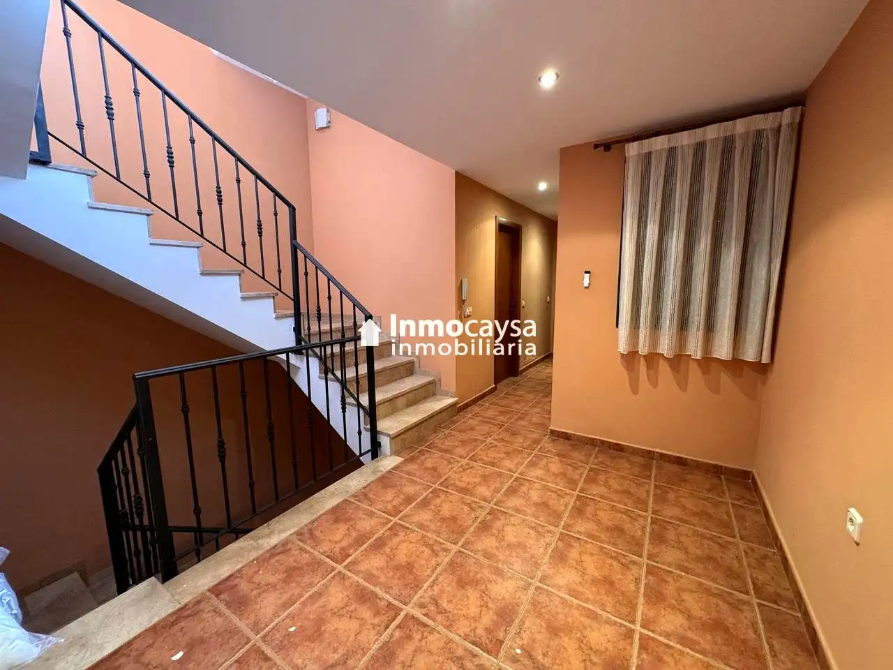 Casa o chalet en venta en Novelé  / Novetlè con Aire acondicionado, Terraza y Piscina