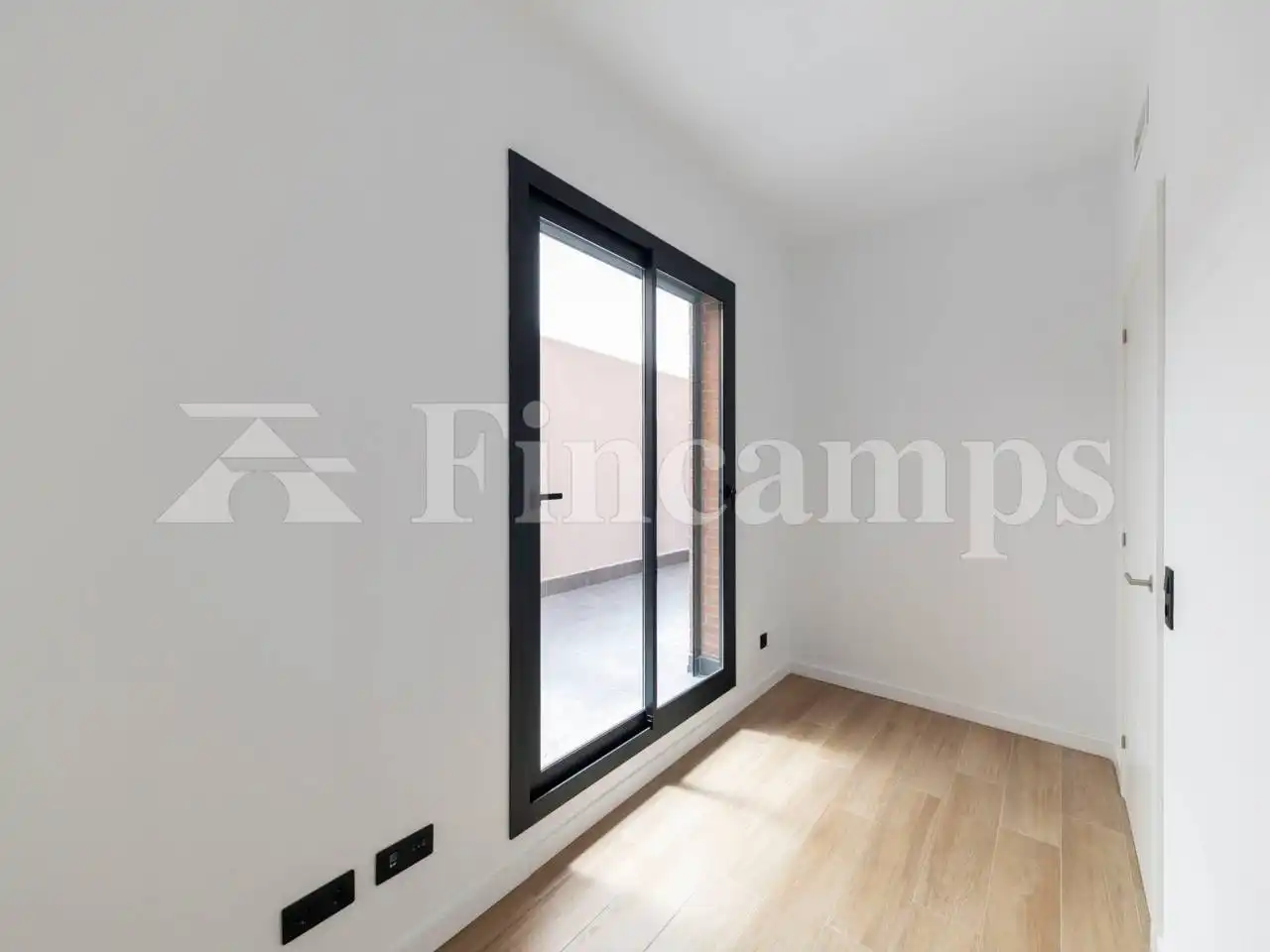 Bedroom of Flat for rent in Sabadell  with Air Conditioner, Heating and Storage room