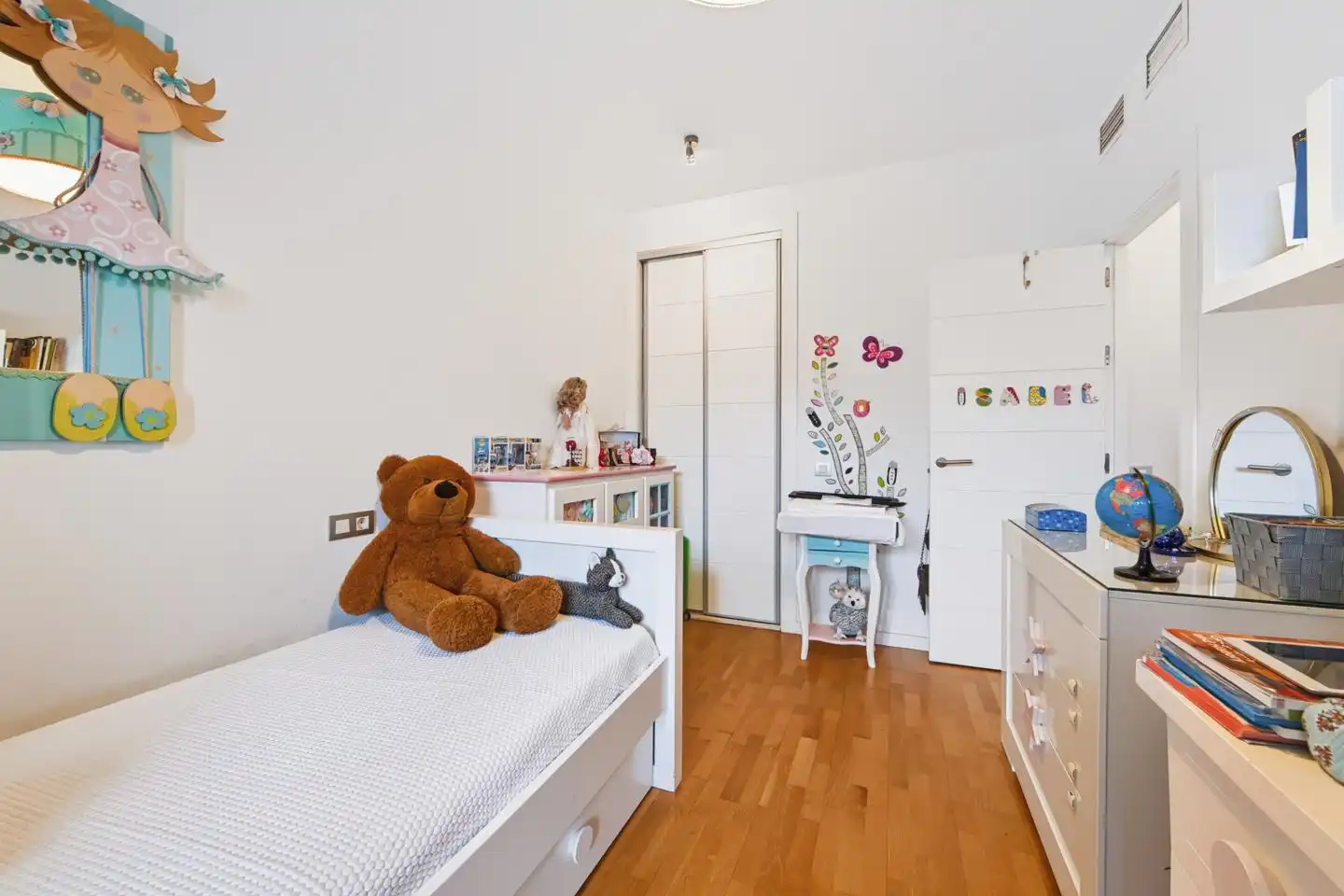 Schlafzimmer von Wohnung zum Verkauf in Almería mit Klimaanlage, Heizung und Terrasse