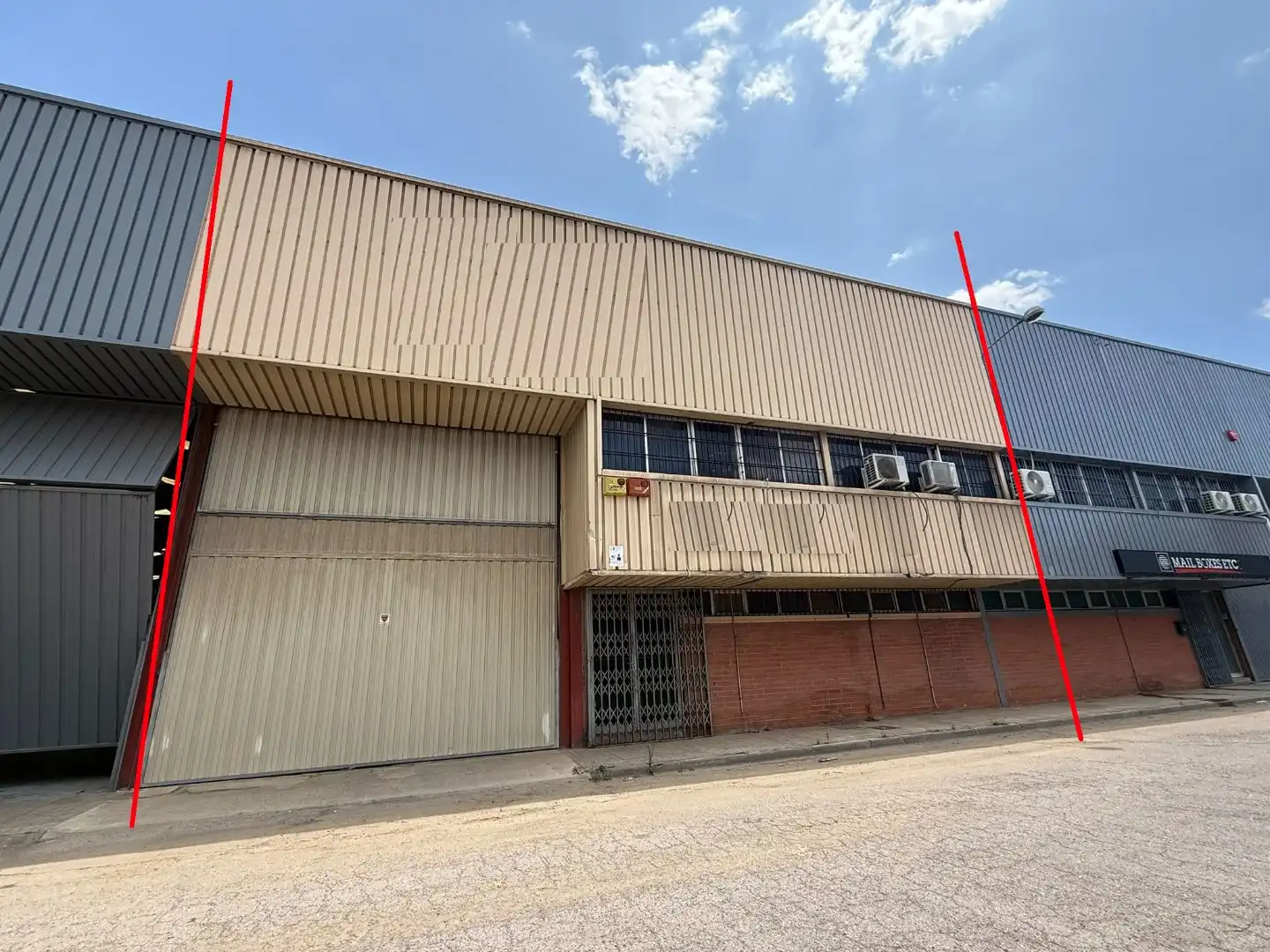 Industriegebäude zur Miete in Carrer Gregal 10