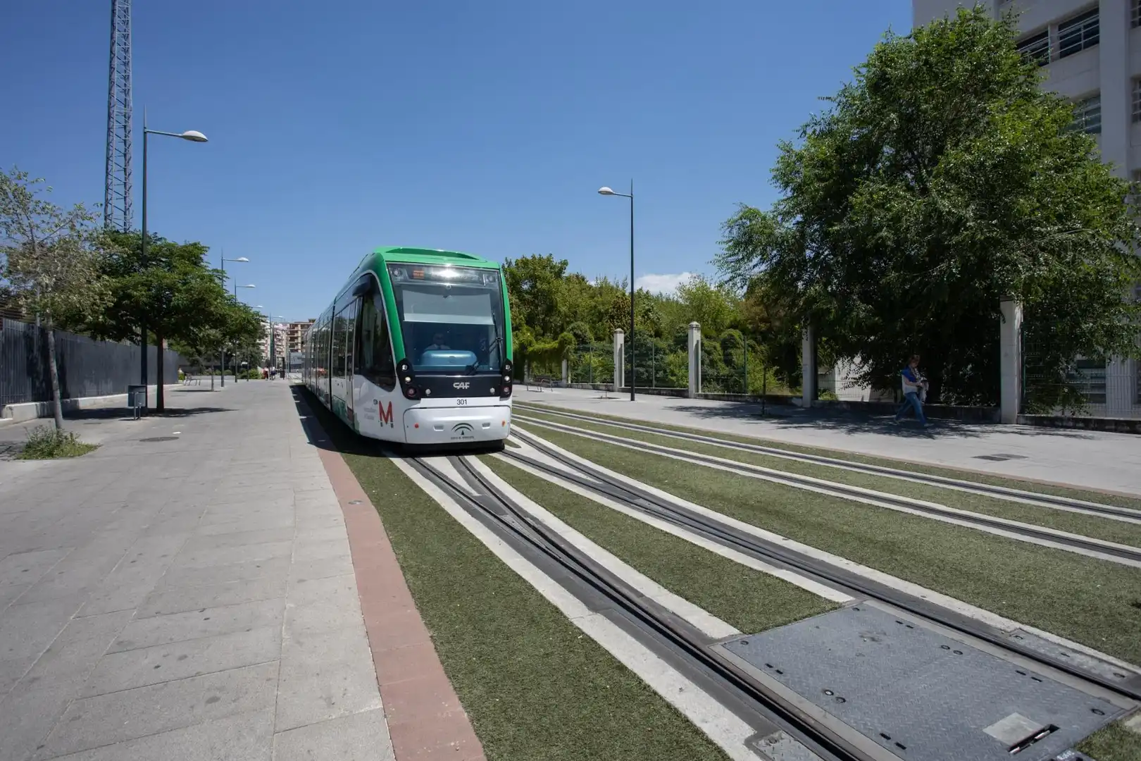 Vista exterior de Pis en venda en Granada amb Aire condicionat i Calefacció