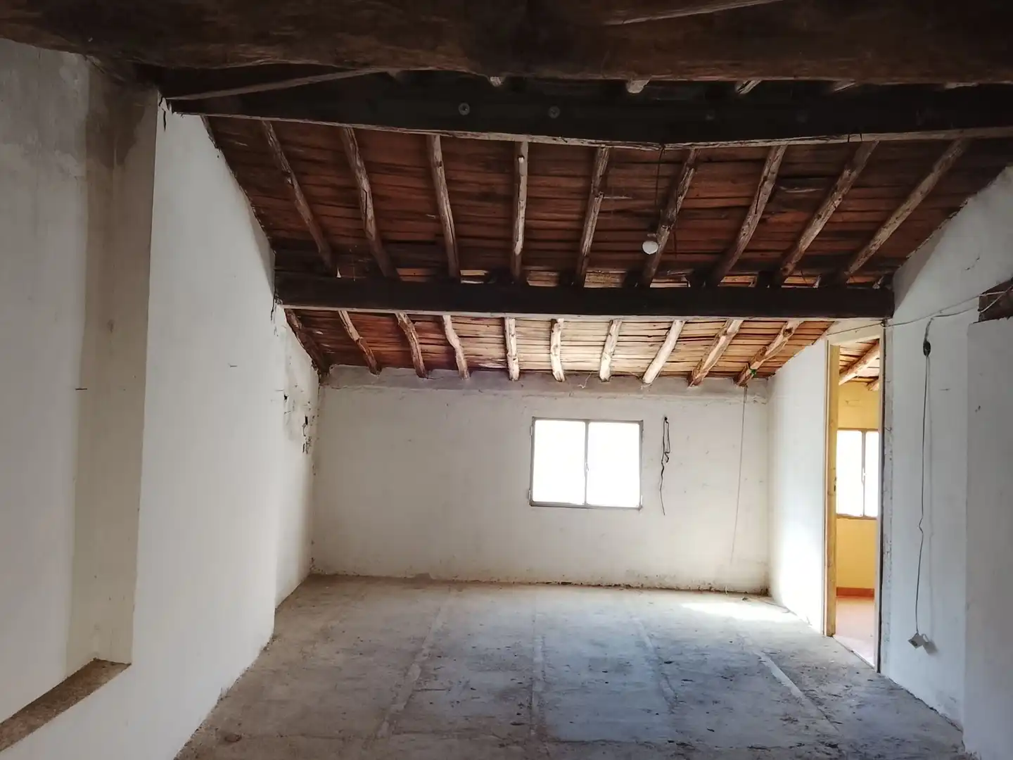 Houses for sale in Candeleda