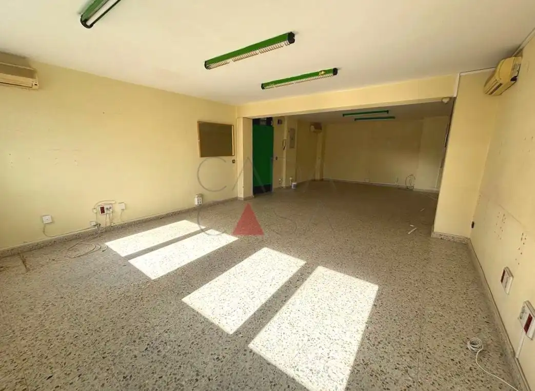 Oficina amb ascensor de lloguer a Numancia - San Fernando, imagen 5