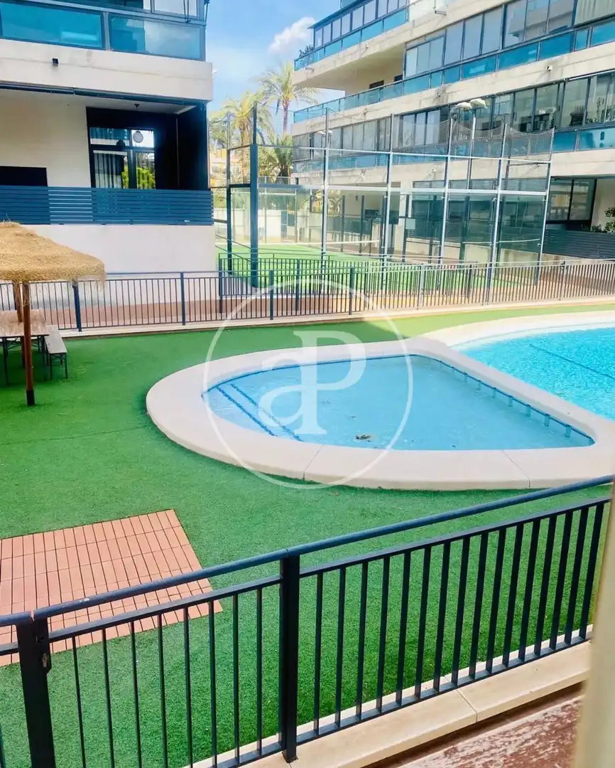 Schwimmbecken von Wohnung zur Miete in Elche / Elx mit Klimaanlage, Heizung und Terrasse