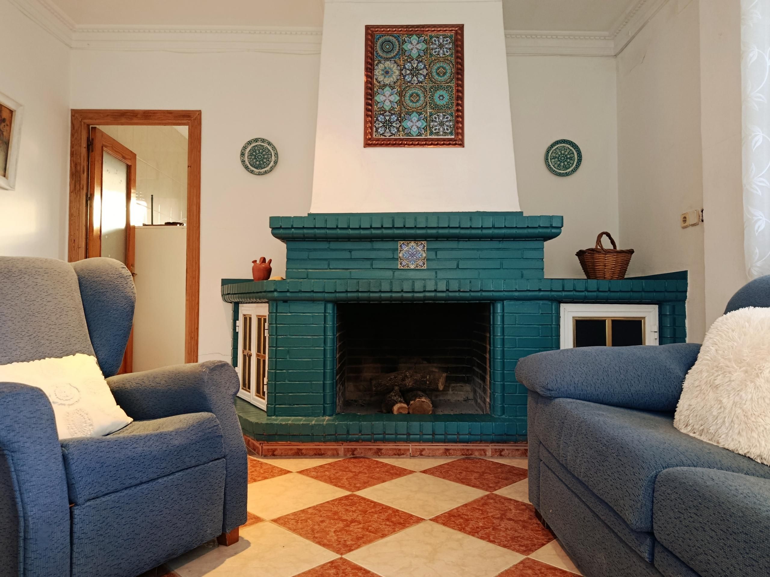 Sala d'estar de Finca rústica en venda en Hinojos amb Jardí privat, Terrassa i Piscina