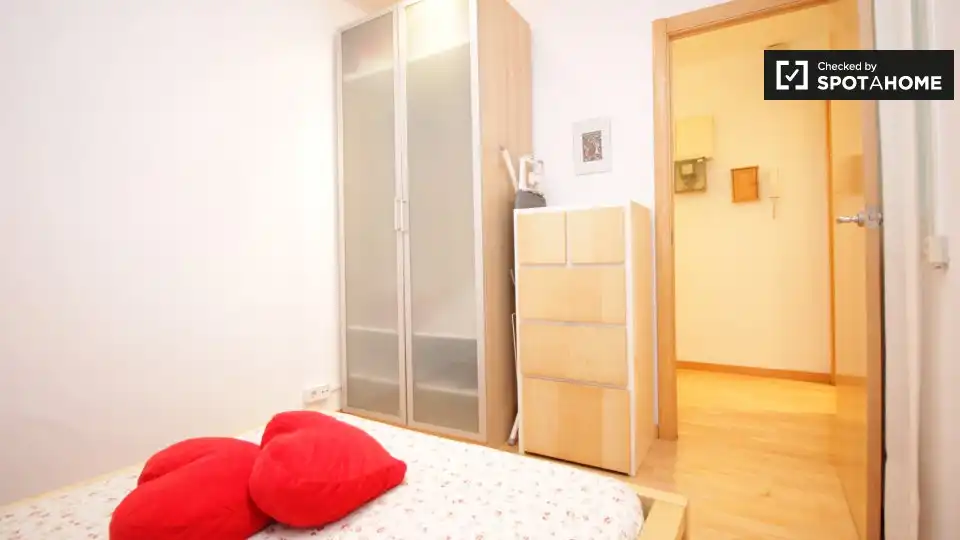 Piso con terraza en alquiler en Sant Martí, imagen 13