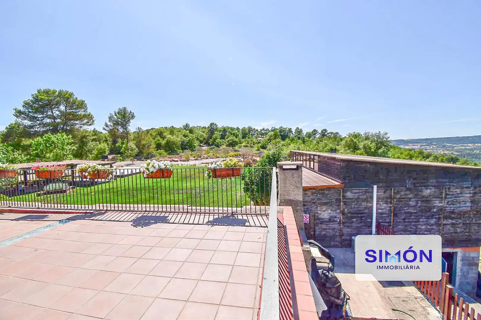 Terrassa de Finca rústica en venda en Sant Pere Sallavinera amb Aire condicionat, Calefacció i Terrassa