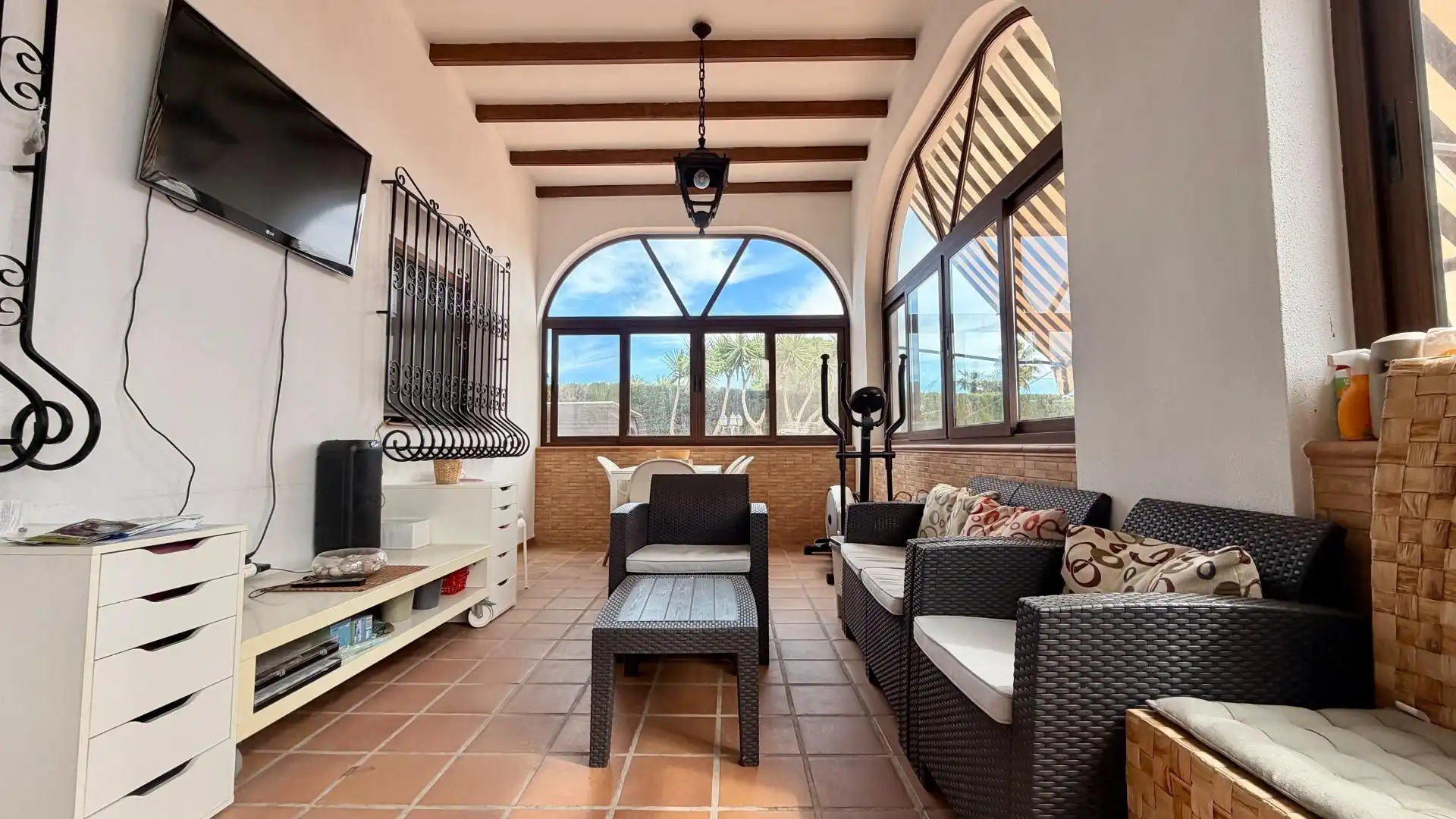Living room of Houses for sale in Elche / Elx  with Air Conditioner, Private garden and Terrace