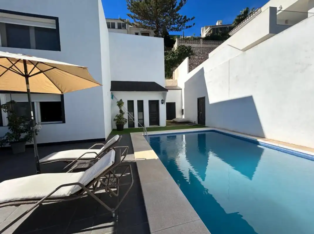 House with terrace for sale in Calle Maestro Segovia, imagen 2