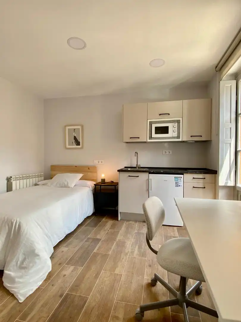 Habitación de Edificio en venta en Ávila