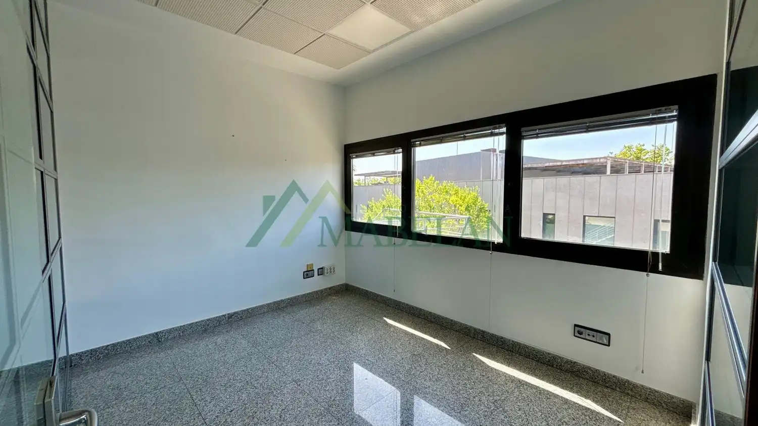 Office for rent in Las Rozas de Madrid  with Heating