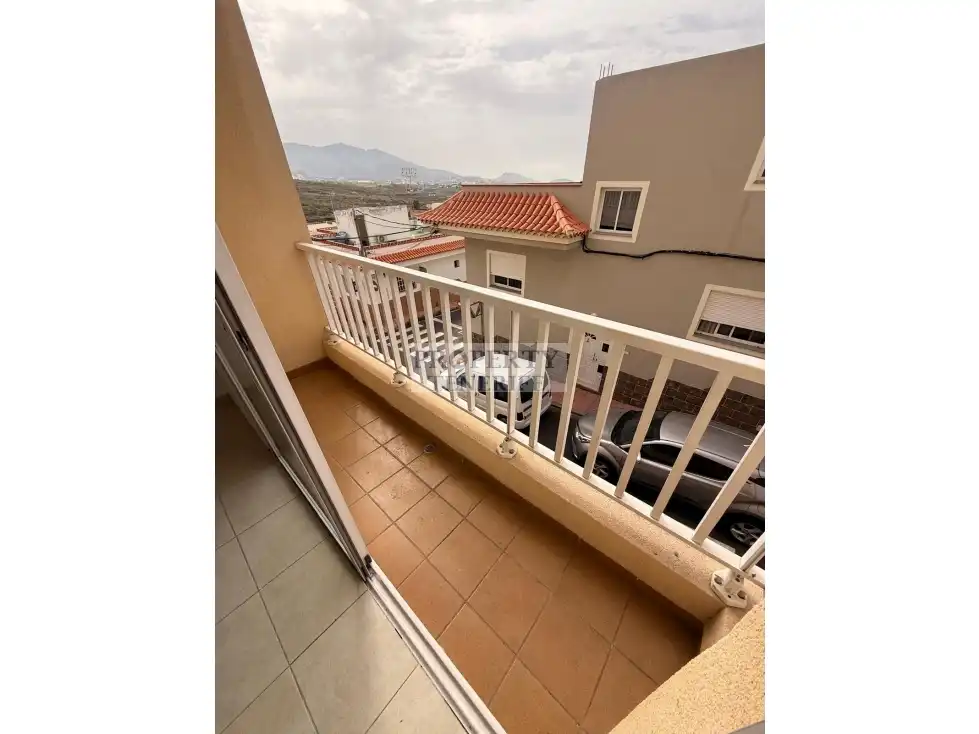 Terrassa de Apartament en venda en Arona