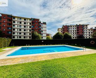 Piscina de Pis en venda en Santander amb Terrassa i Balcó