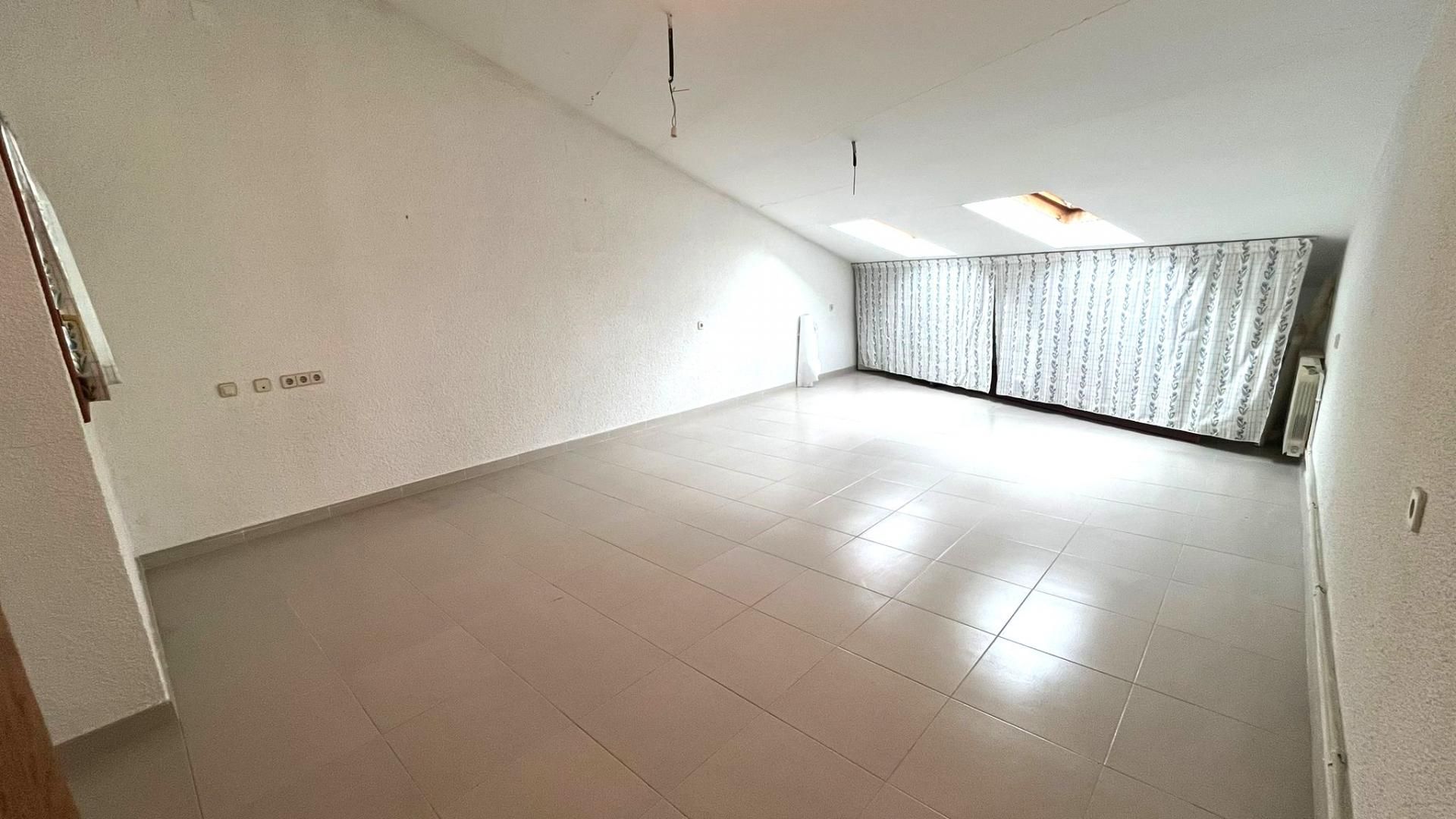 Office to rent in Breda  with Heating