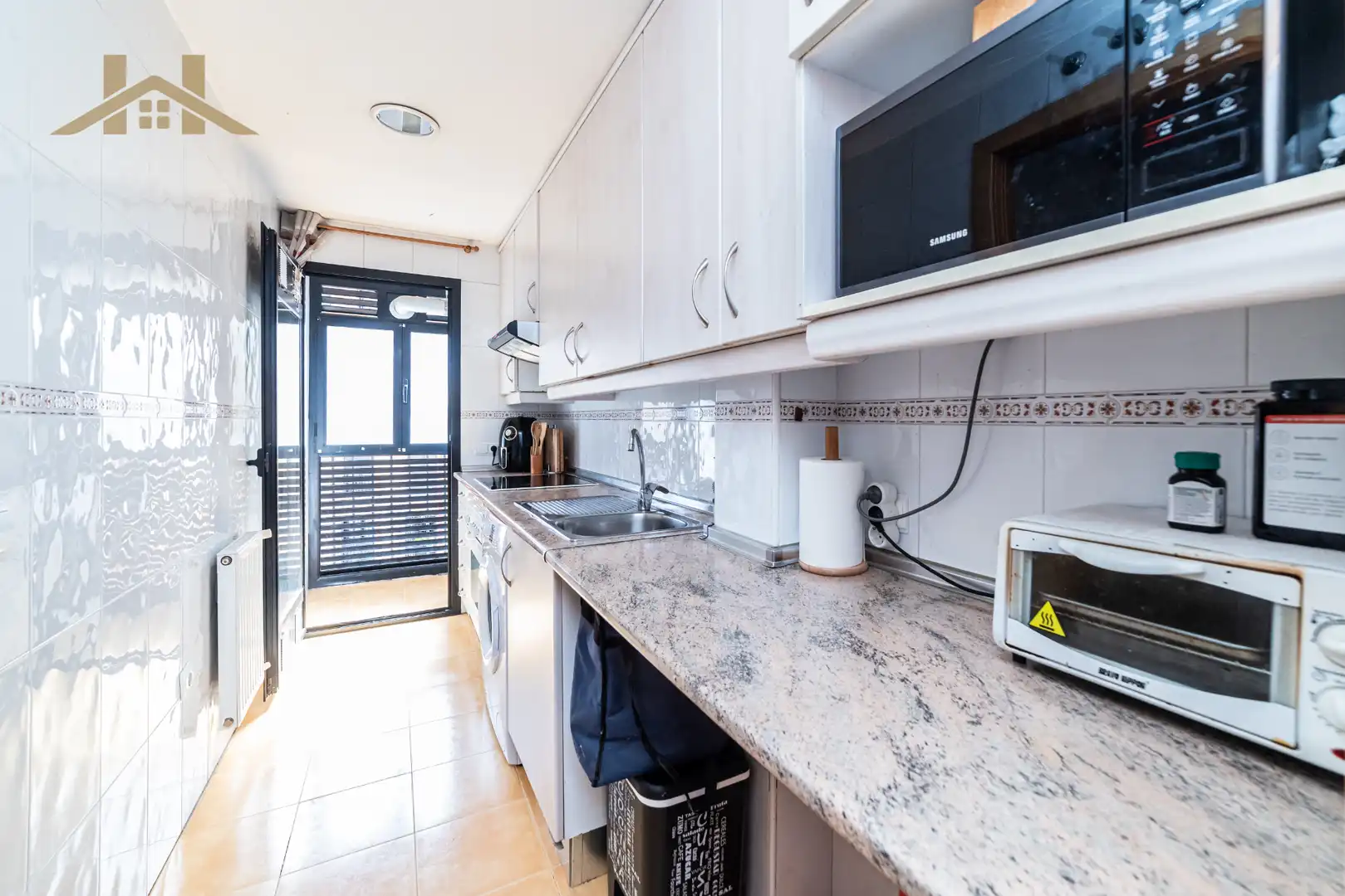 Kitchen of Flat for sale in Pinto  with Air Conditioner, Heating and Terrace