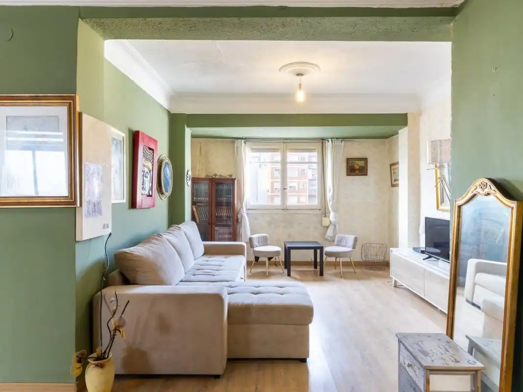 Flat with lift for sale in Carrer de Lluís Oliag, imagen 2
