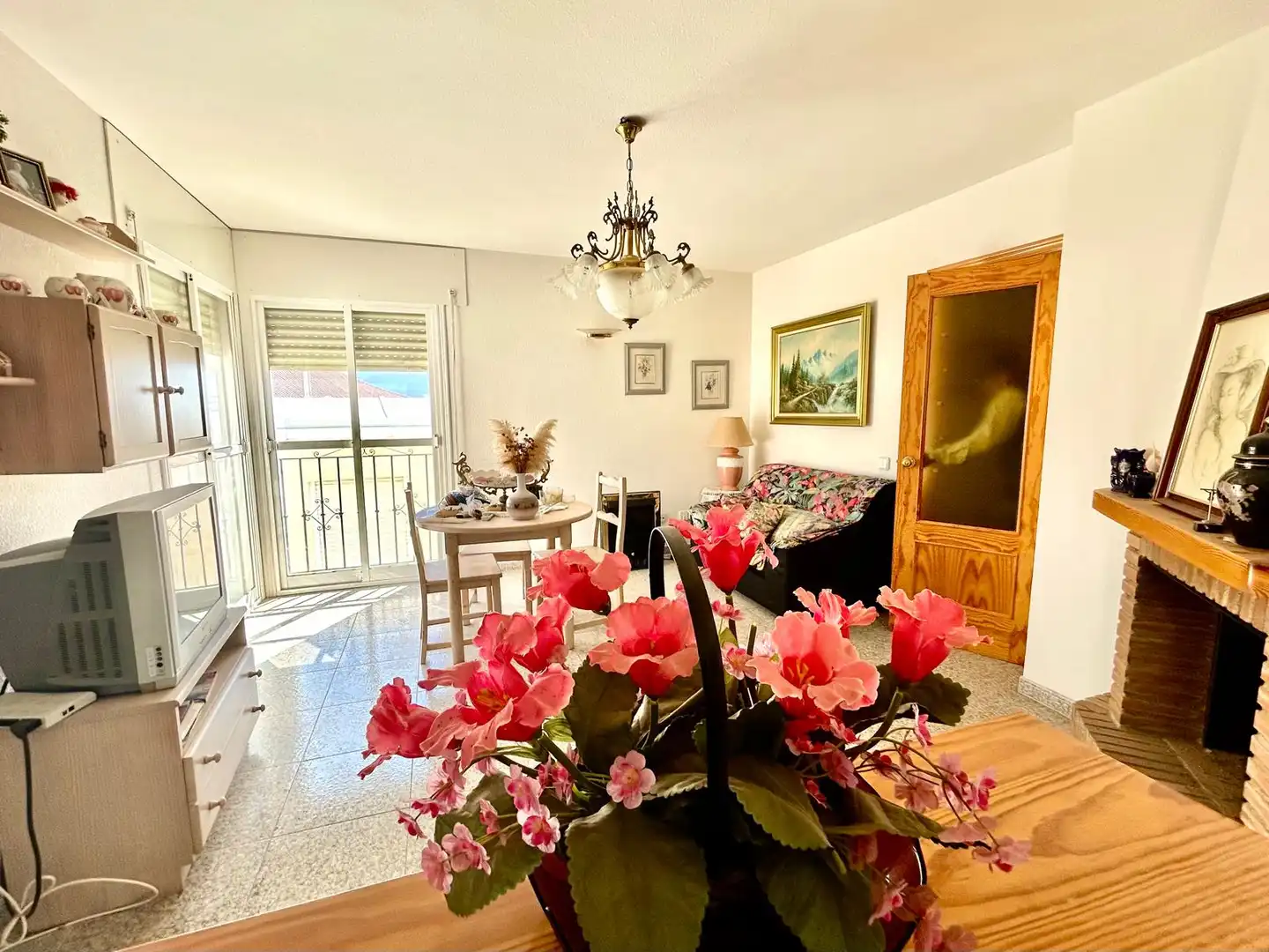Vista exterior de Casa adosada en venta en Paterna del Río con Calefacción, Terraza y Trastero