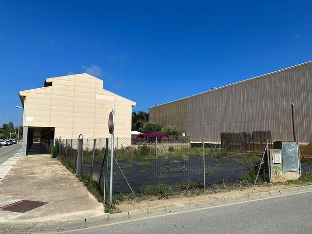 Terreno residencial en Venta en Carrer JOSEP PLA en Santa Susanna