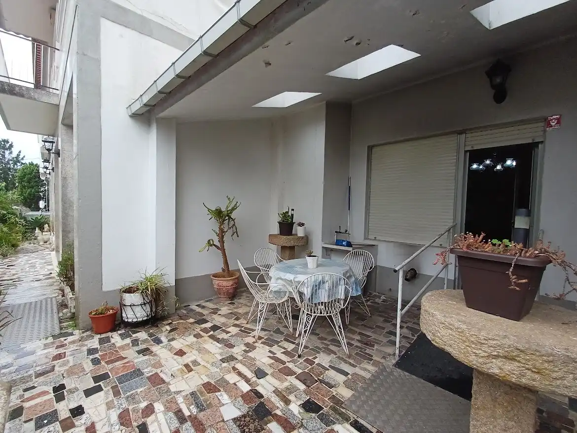 Casa amb terrassa en venda a Avenida do Aeroporto, imagen 2
