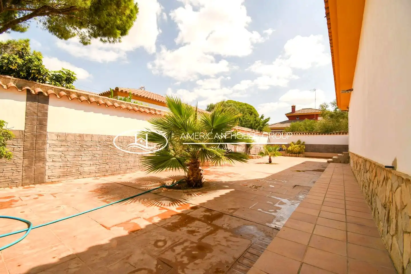 Garden of Houses for sale in Chiclana de la Frontera  with Air Conditioner, Heating and Private garden