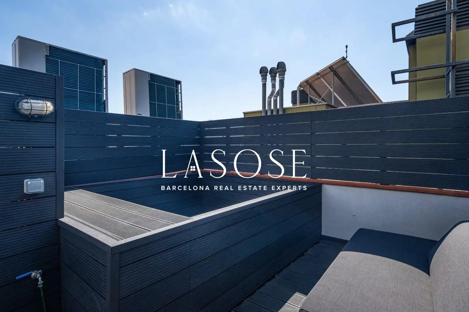 Terrasse von Dachboden zum Verkauf in Barcelona mit Klimaanlage, Heizung und Terrasse