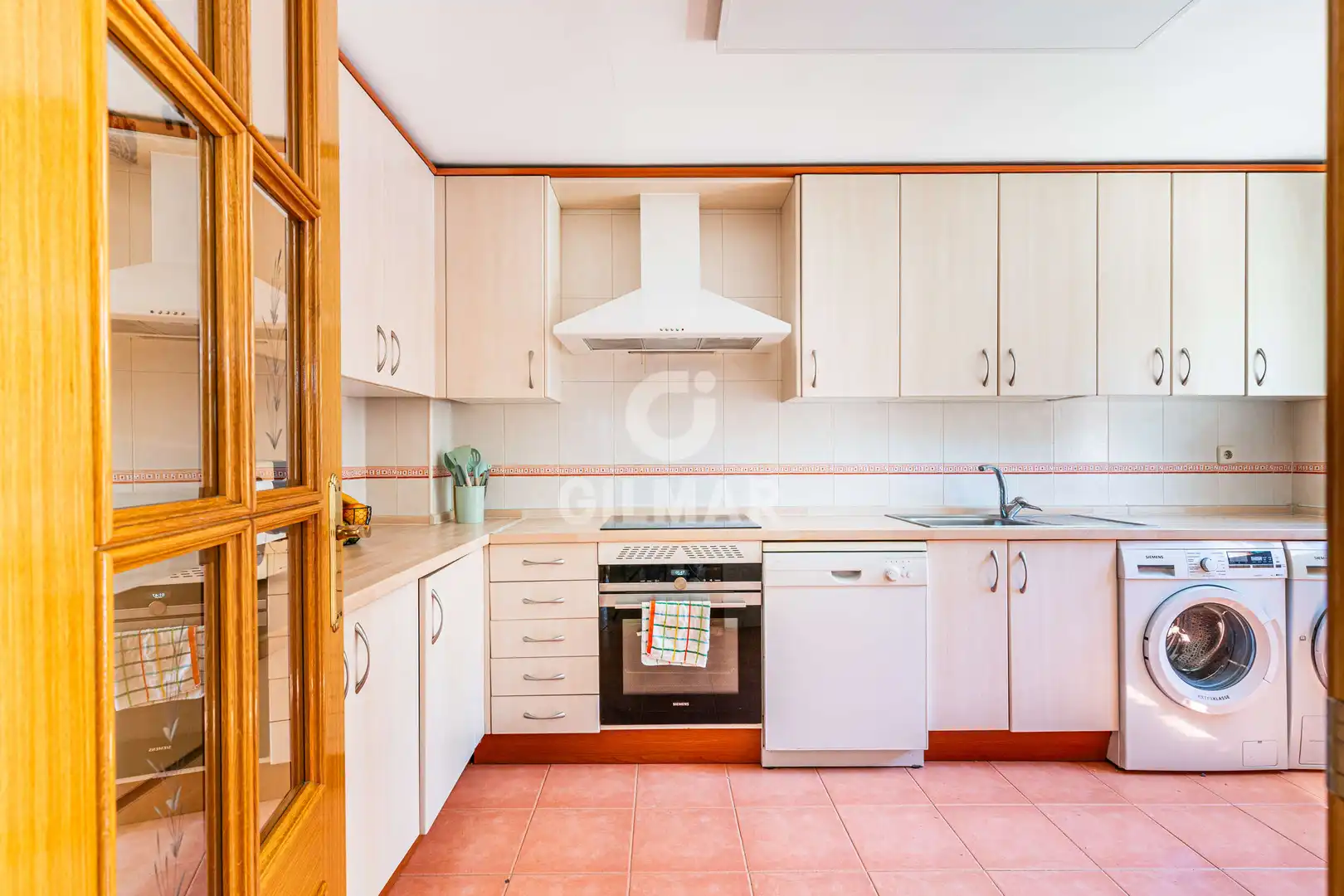 Kitchen of Houses for sale in Moraleja de Enmedio  with Heating, Private garden and Swimming Pool