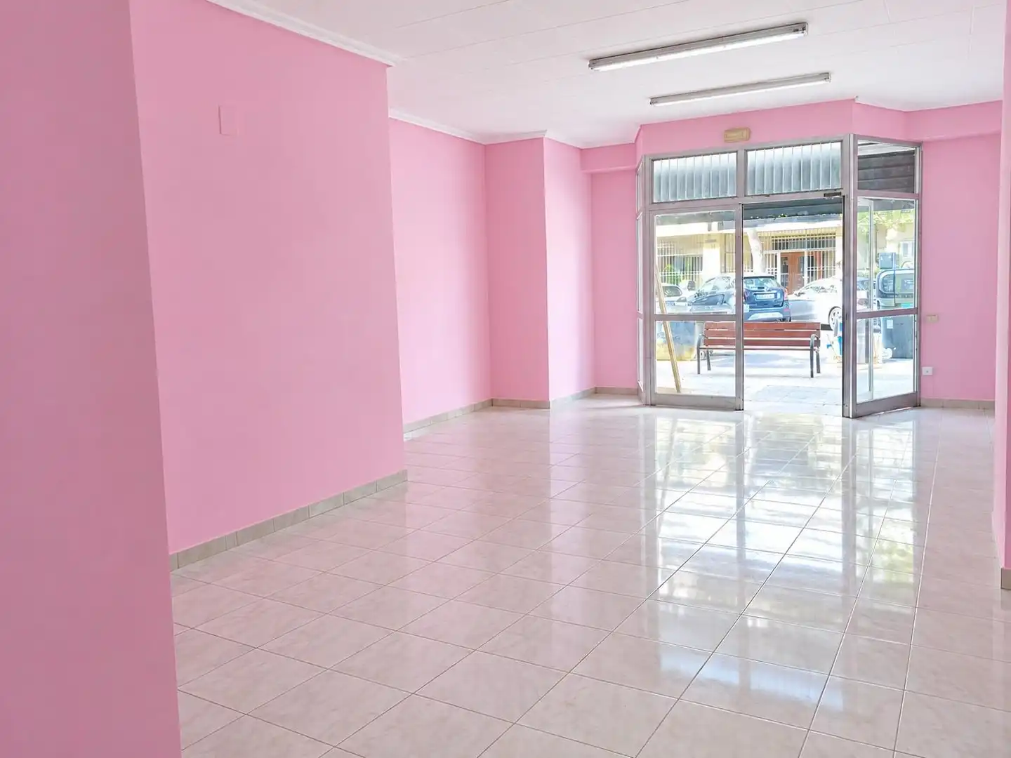 Local comercial en venda a Patraix, imagen 2